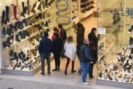 El paro en el microcentro tucumano: poco movimiento, pero con los negocios abiertos