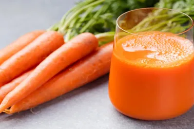 Qué pasa si tomás jugo de zanahoria todos los días, según expertos