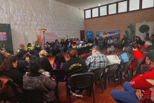 Amaicha del Valle: los derechos y la Justicia de Paz fueron objeto de una charla abierta