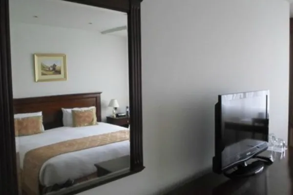 Por qué no deberías dormir frente a un espejo con tu pareja, según el Feng Shui