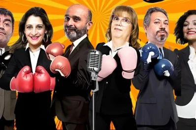 En modo stand up se presenta “La guerra de los sexos”