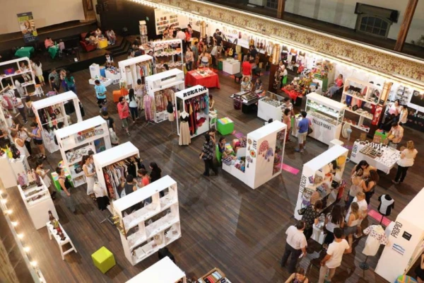 Pasear, mirar, admirar y comprar el mejor diseño