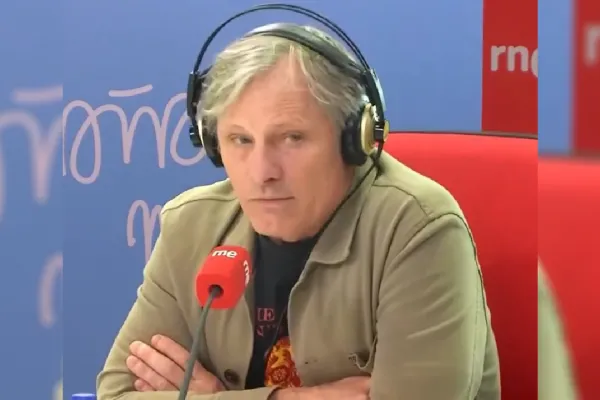 Viggo Mortensen tildó de “payaso” y “muñeco de la derecha” a Javier Milei