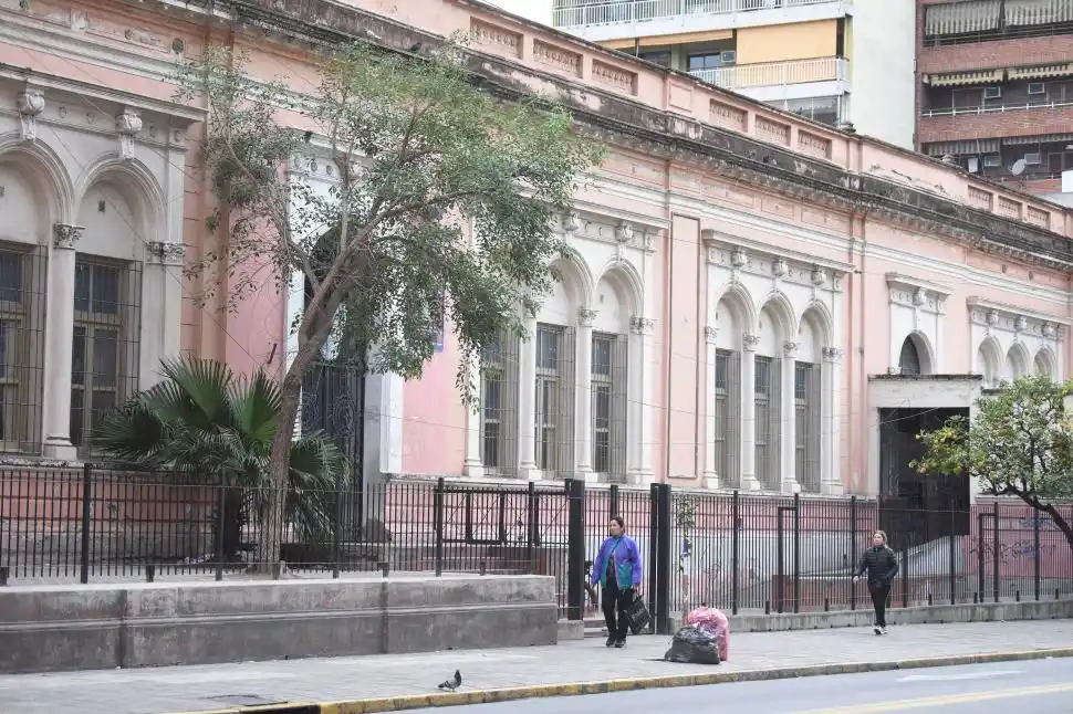 ¿Qué opinan los tucumanos que no pararon?