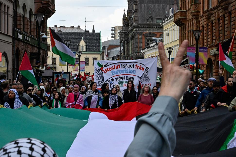 EN CONTRA. Manifestantes se quejaron de la participación de Israel.