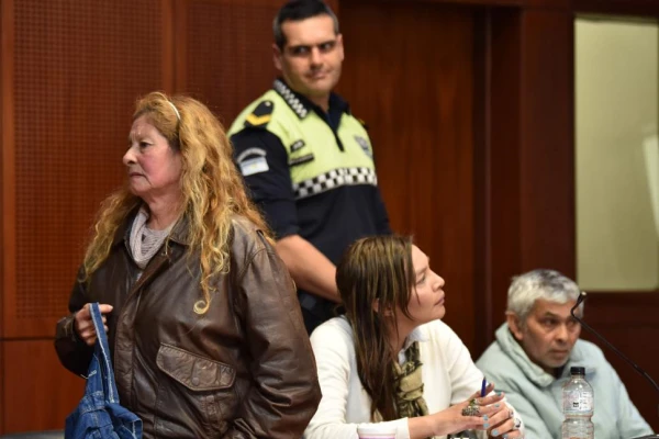 Anulan la condena a una pareja acusada de haber matado a su hija