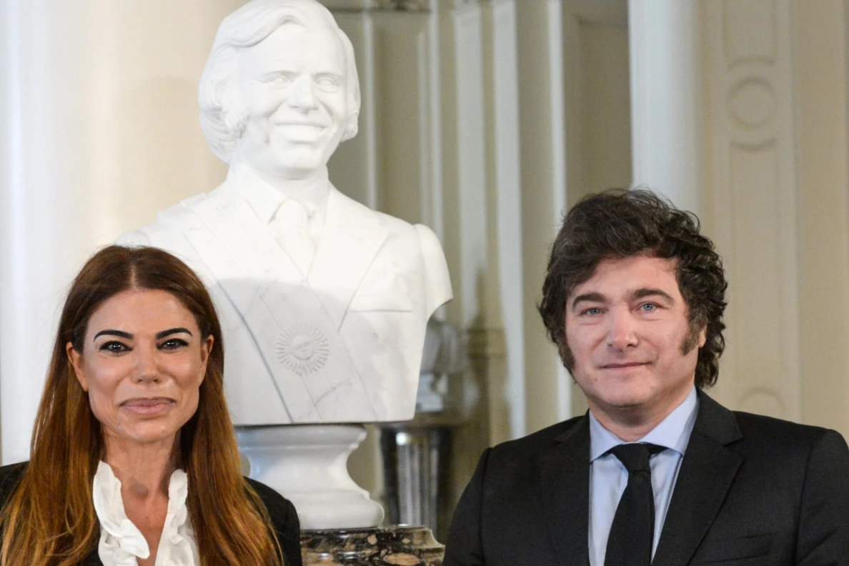 HOMENAJE. Carlos Menem tiene su busto en la Casa Rosada.