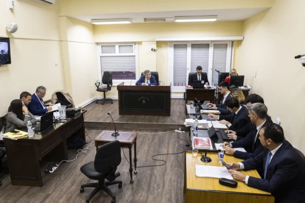 El 3 de junio comenzarían los alegatos en el juicio a Alperovich
