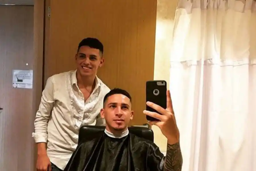 PRIMERA CONCENTRACIÓN. Amaya asegura que el primer jugador al que le cortó fue a Lucas González, en San Martín.