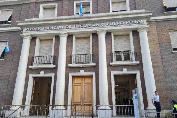 Caso Vélez: se suspendió la pericia a un celular por un problema técnico