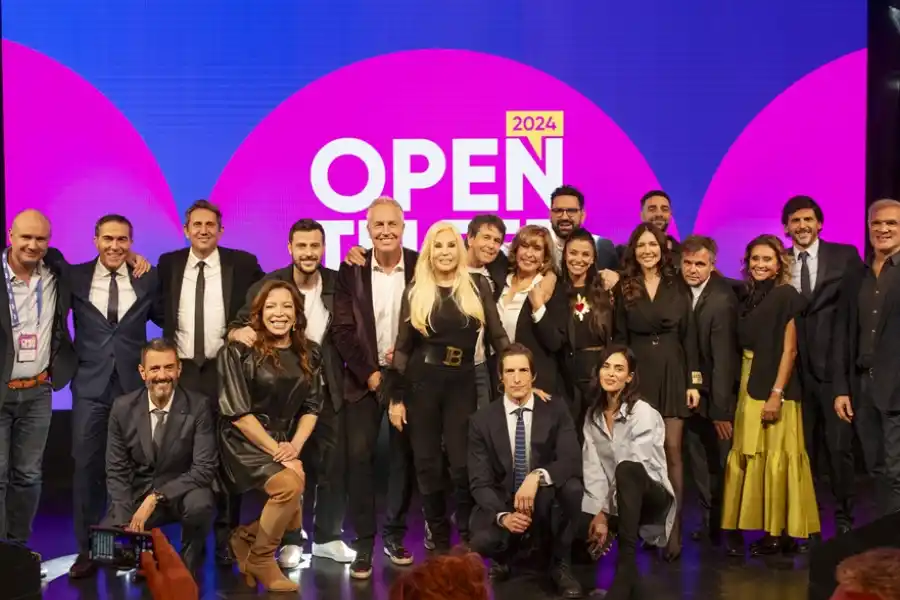 El evento que reunió a las figuras de Telefe y donde Cristina Pérez presentó su nuevo programa,