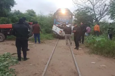 Un tren del Belgrano Cargas arrolló una camioneta en Jujuy y hay tres heridos