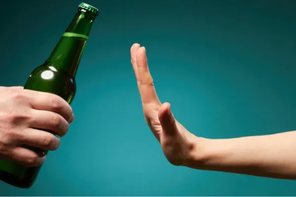 ¿Qué le pasa a nuestro cuerpo cuando dejamos de consumir alcohol?