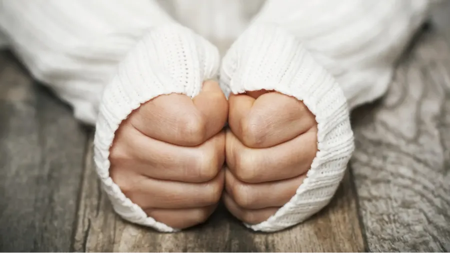 El cuerpo habla: ¿qué significa tener las manos frías?