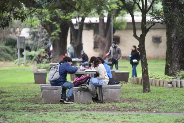 Abrió la convocatoria que becará 10 alumnos de la UNT para estudiar en Italia