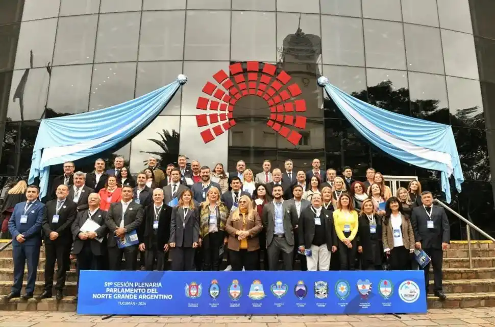 TRABAJO PARLAMENTARIO. Decenas de legisladores de las distintas provincias se reunieron en comisiones para dar dictamen a los proyectos.