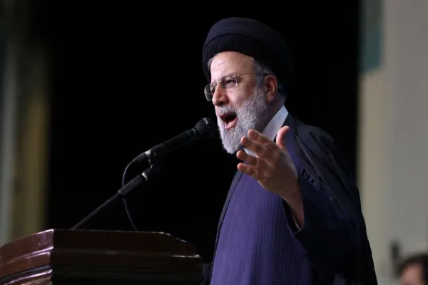 Medios estatales de Irán afirman que encontraron el helicóptero donde viajaban el presidente Ebrahim Raisi