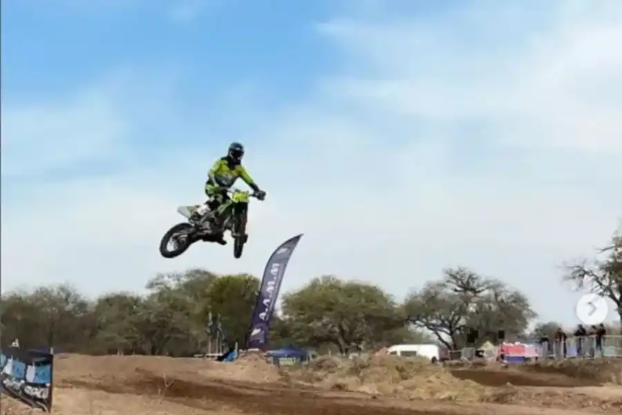 Iván Galván: el campeón argentino de motocross que salió último en los 21k de Yerba Buena