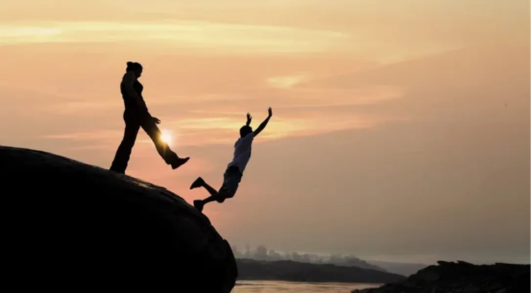 Robo de una persona cercana: nuestra mente augura una traición 