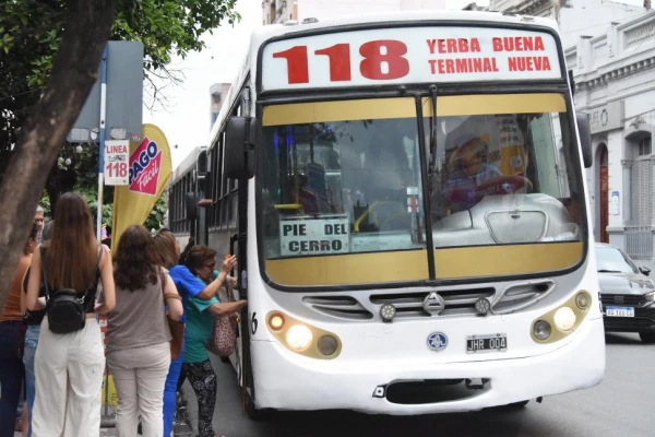 Romero: Arnedo no comprende la crisis del transporte público de pasajeros
