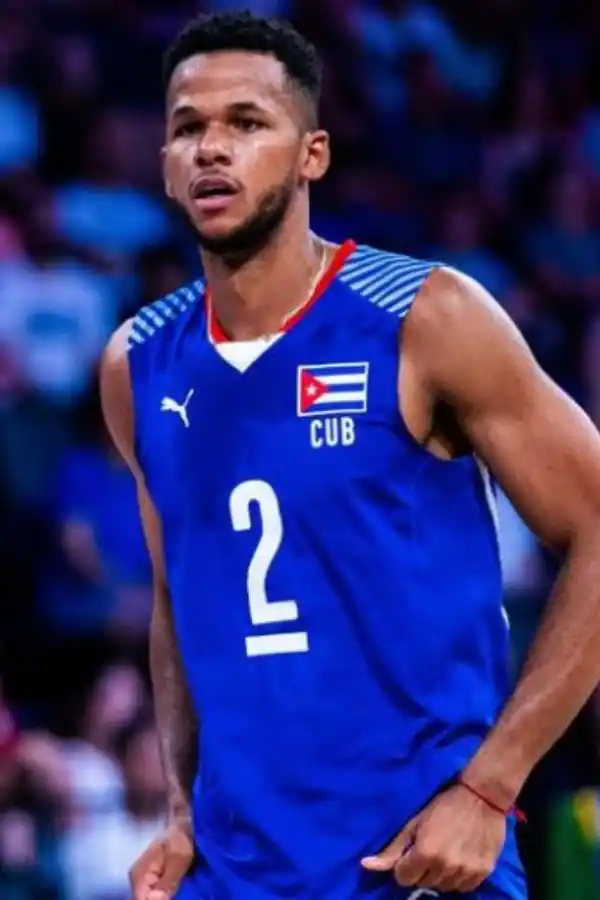 El vóley unió en matrimonio a una tucumana y a un cubano