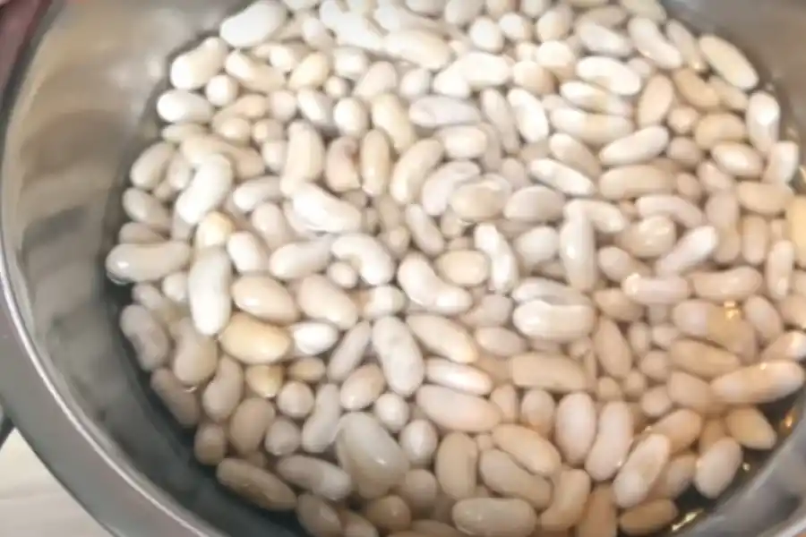 Poroto, el principal ingrediente del locro.