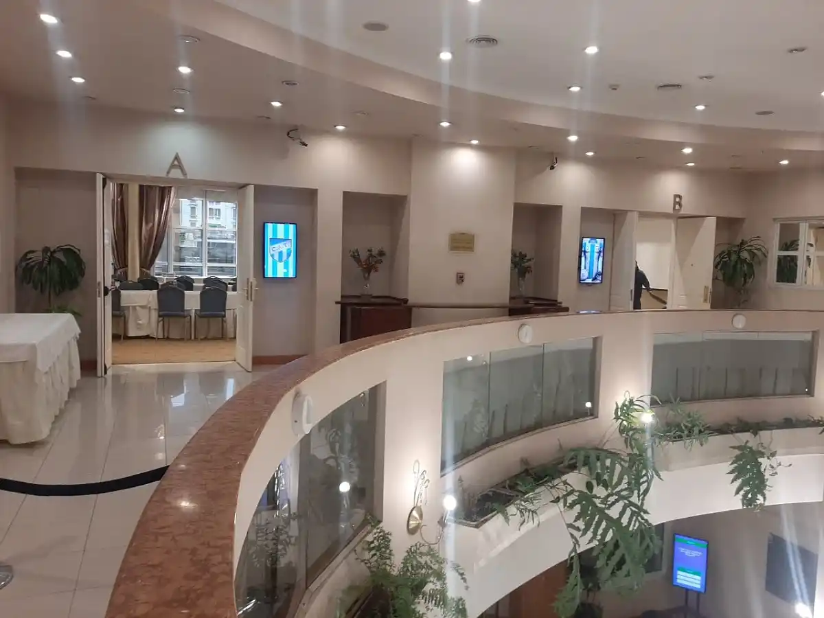 BIENVENIDA. El hotel Intertower de Santa Fe recibió a la delegación del 