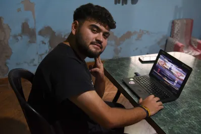 Un fanático de San Martín de Tucumán creó un parche del PES, que incluye equipos históricos y glorias del club