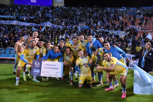 Copa Argentina: Fiesta en el vestuario de Temperley por el triunfo y chicana a River Plate
