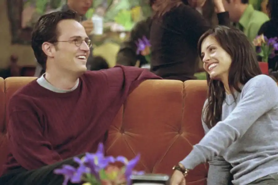 Courteney Cox y Matthew Perry interpretaron a Mónica y Chandler en Friends