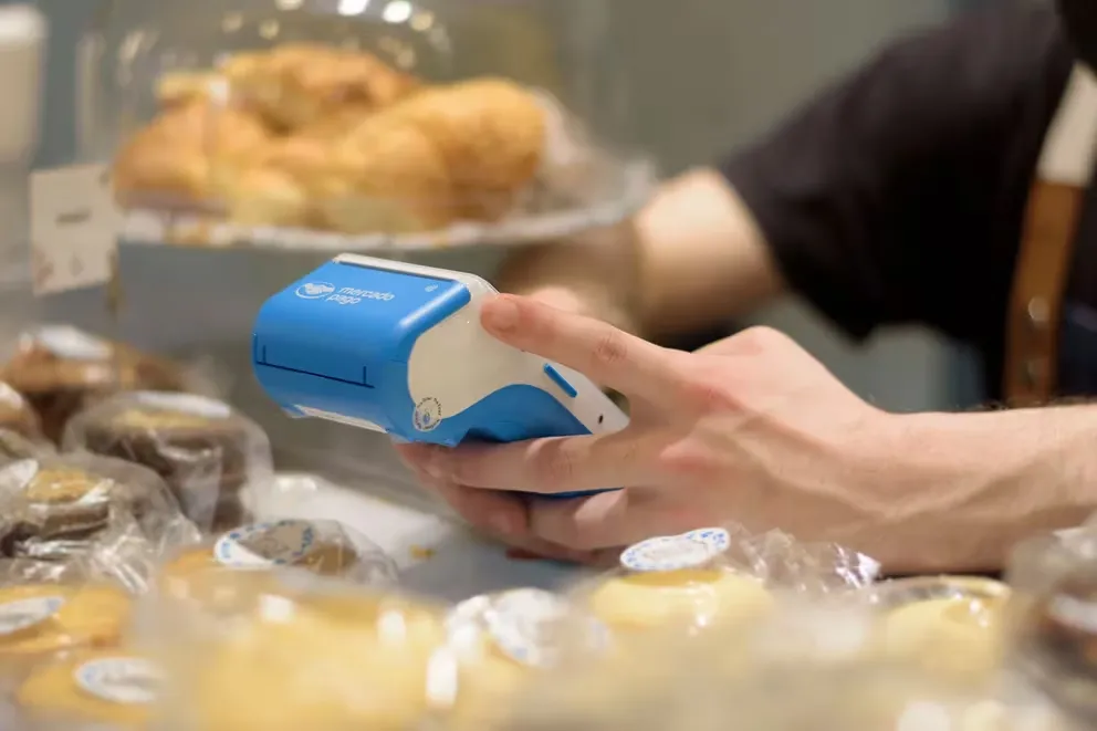 Los principales afectados por las falsas transferencias son los comerciantes.