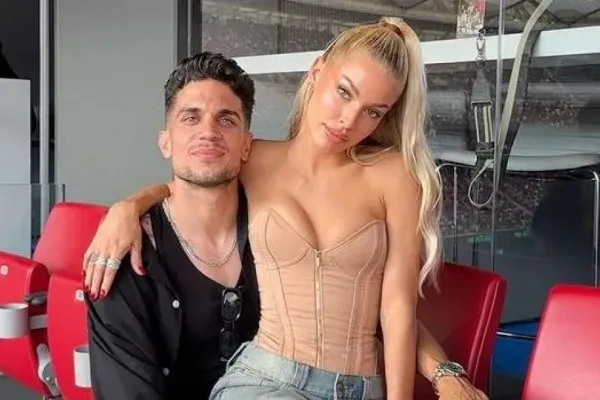 El contrato sexual entre un ex jugador de Barcelona y su novia influencer: ¿cuántas relaciones por mes acordaron?