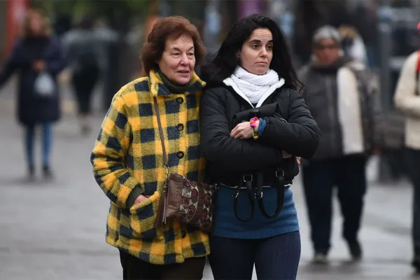 El cielo continuará gris y la posibilidad de lluvias será latente todo el viernes en Tucumán
