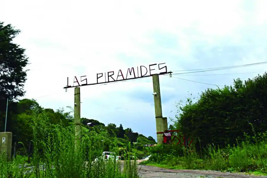 EL BARRIO PRIVADO. Está ubicado al sur de San Javier. 