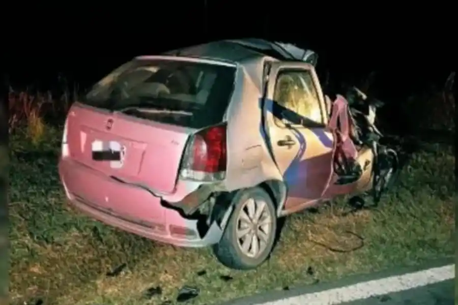 El auto que conducía el dirigente agrario.