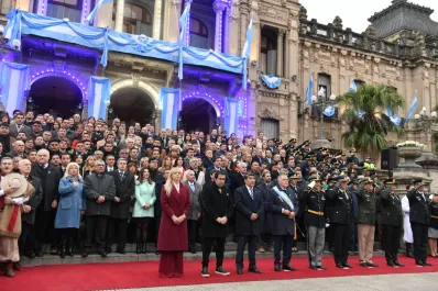Lo que dejó el 25 de Mayo en Tucumán: chocolate patrio, gauchos y familias