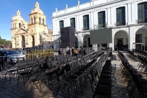 Córdoba se viste de oficialismo, sin Pacto de Mayo