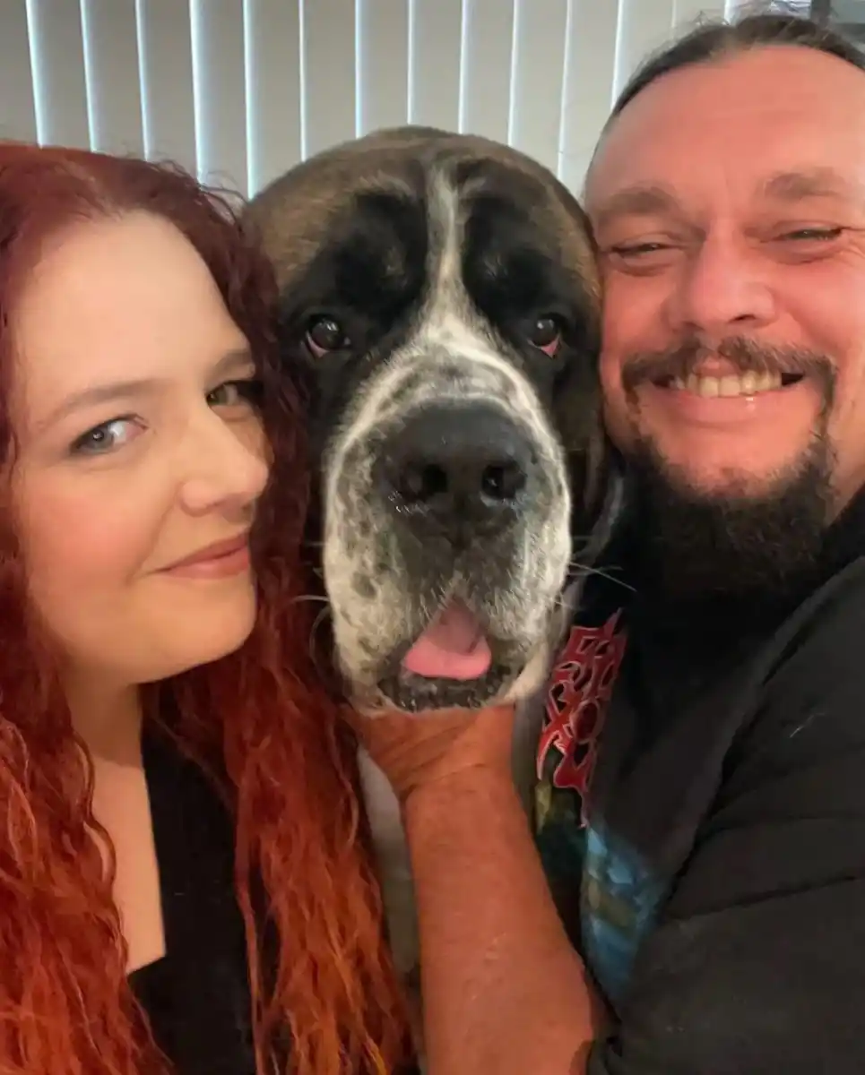 Milei es seguidor de un perro que vive en Australia y se parece a Conan: el regalo que les envió a sus dueños