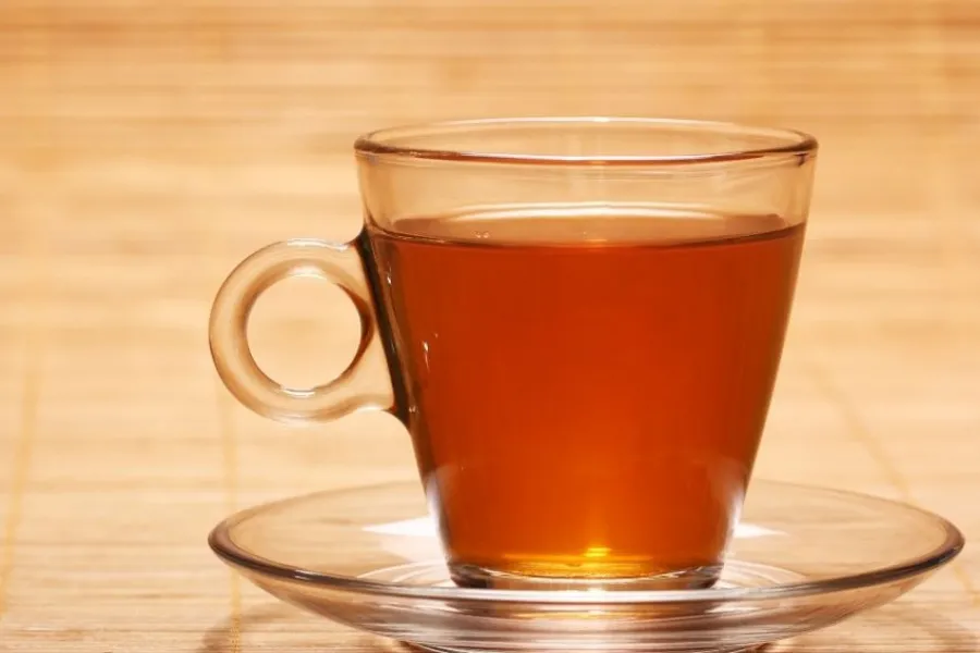 A la infusión de vinagre de manzana se le puede agregar miel o limón.