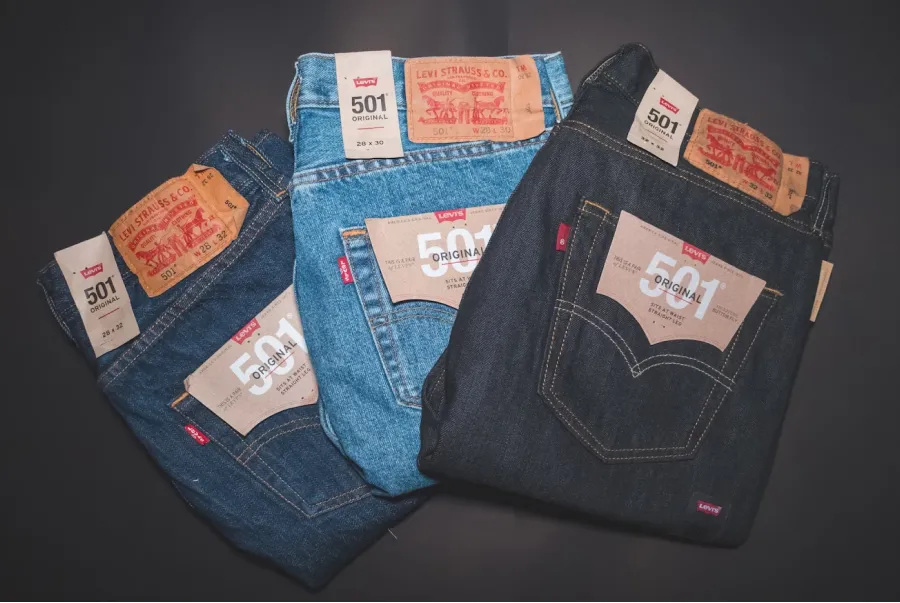 DIFERENCIA SIGNIFICATIVA. En la Argentina, los jeans de esta marca valen casi el doble que en Estados Unidos o España. UNSPLASH