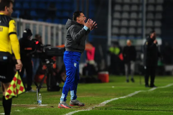 Teníamos el control del partido; el gol nos aceleró, señaló Sava, tras el empate de Atlético Tucumán
