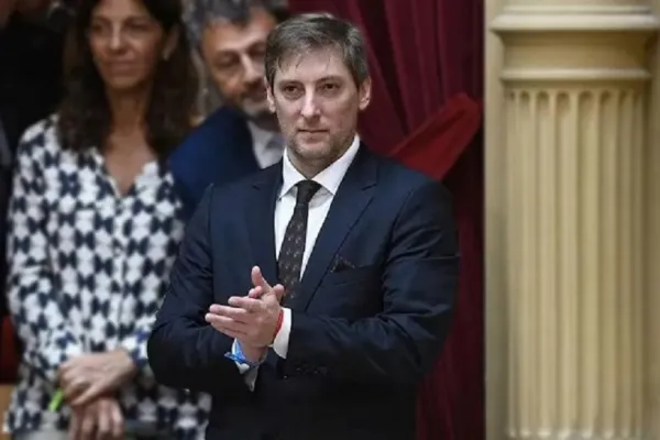 Cambios en el Gobierno: Milei también desplazó al titular de la AFI