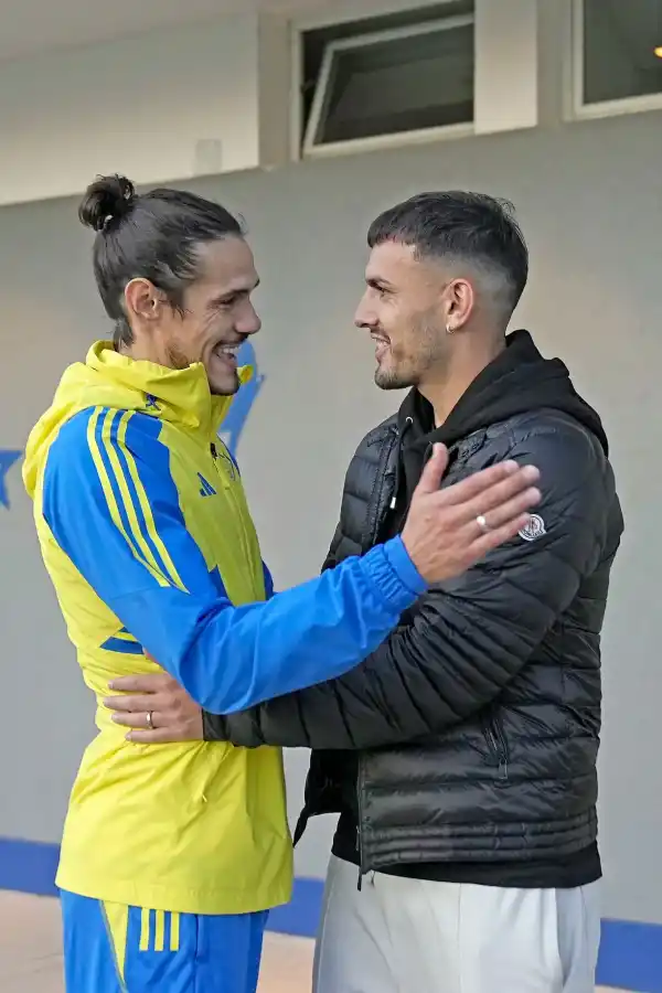 ¿Un guiño a Boca? Un campeón del mundo visitó al plantel del “xeneize” y se volvió viral en las redes