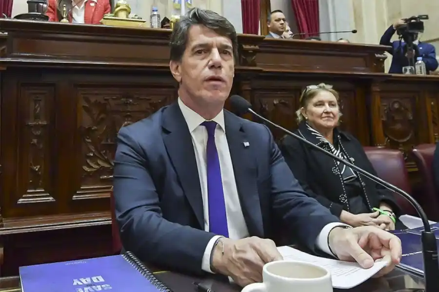 POSSE. Se fue cuestionado por el propio Milei.