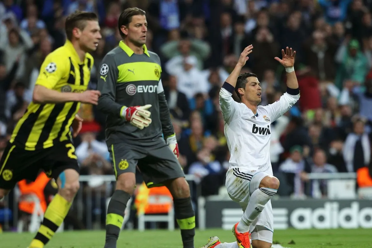 NO LO PUEDE CREER. Cristiano Ronaldo no tuvo un buen desempeño y se quedó a las puertas de jugar su primera final de la Champions League en 2013. Foto de SBNation.