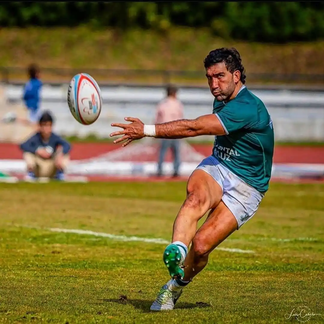 PASADO. Ascárate jugó en Cascais hasta 2022, para luego dar paso hacia su faceta como director deportivo en 2023.