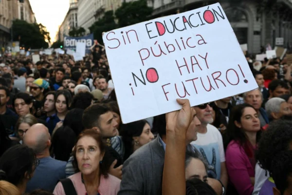La Nación y las universidades públicas, en tregua