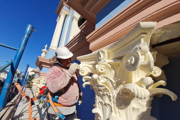 Video: cómo continúan las obras de restauración de la Iglesia San Francisco