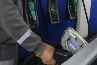 Aumento de la nafta: ¿cuánto costará llenar el tanque desde mañana?
