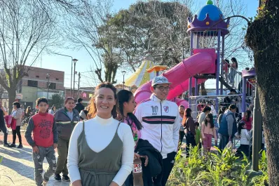 Inauguraron la remodelación de la Plaza Yrigoyen en Bella Vista